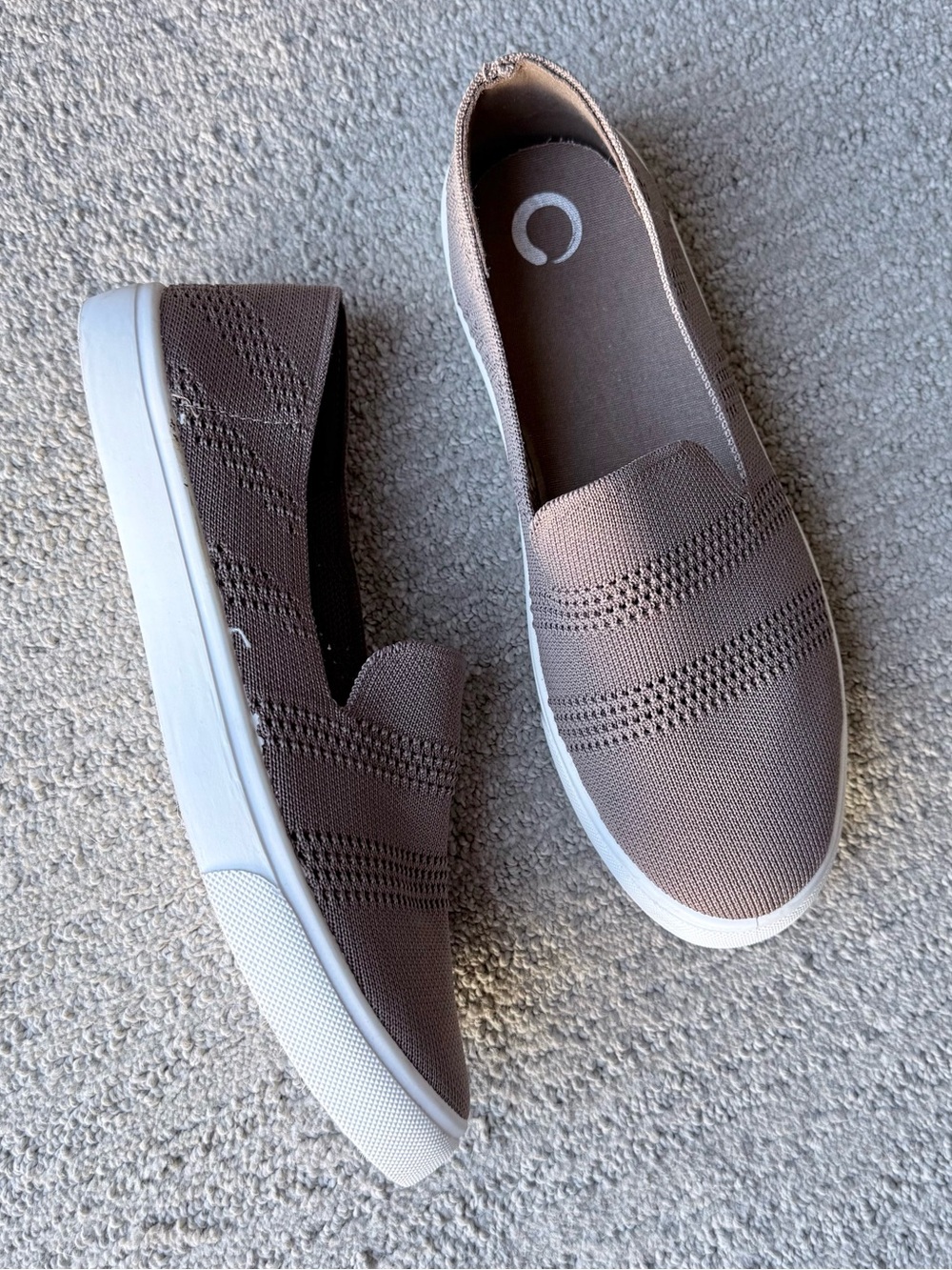 Journee Womens Meika Tru Comfort Foam Round Toe Slip On Sneakers sz 11